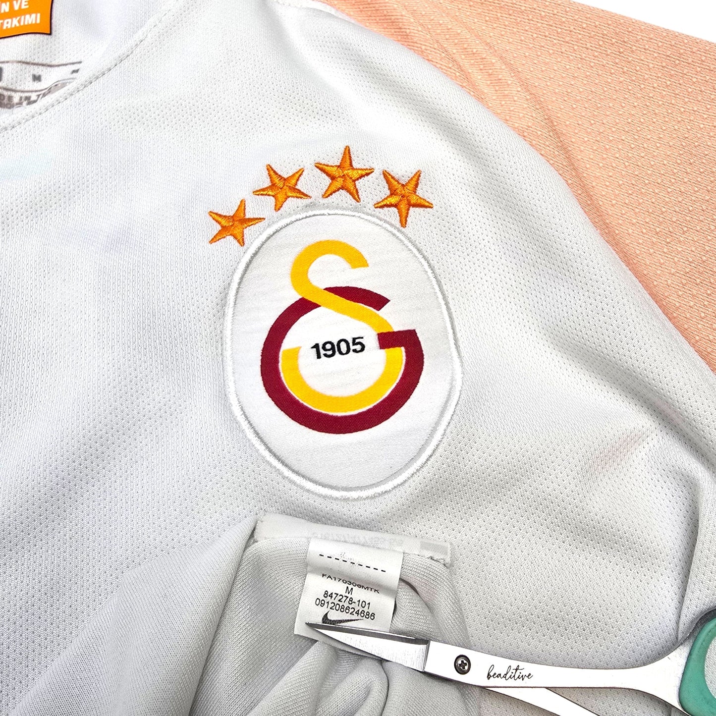 2017/18 Galatasaray Away Football Shirt (M) Nike