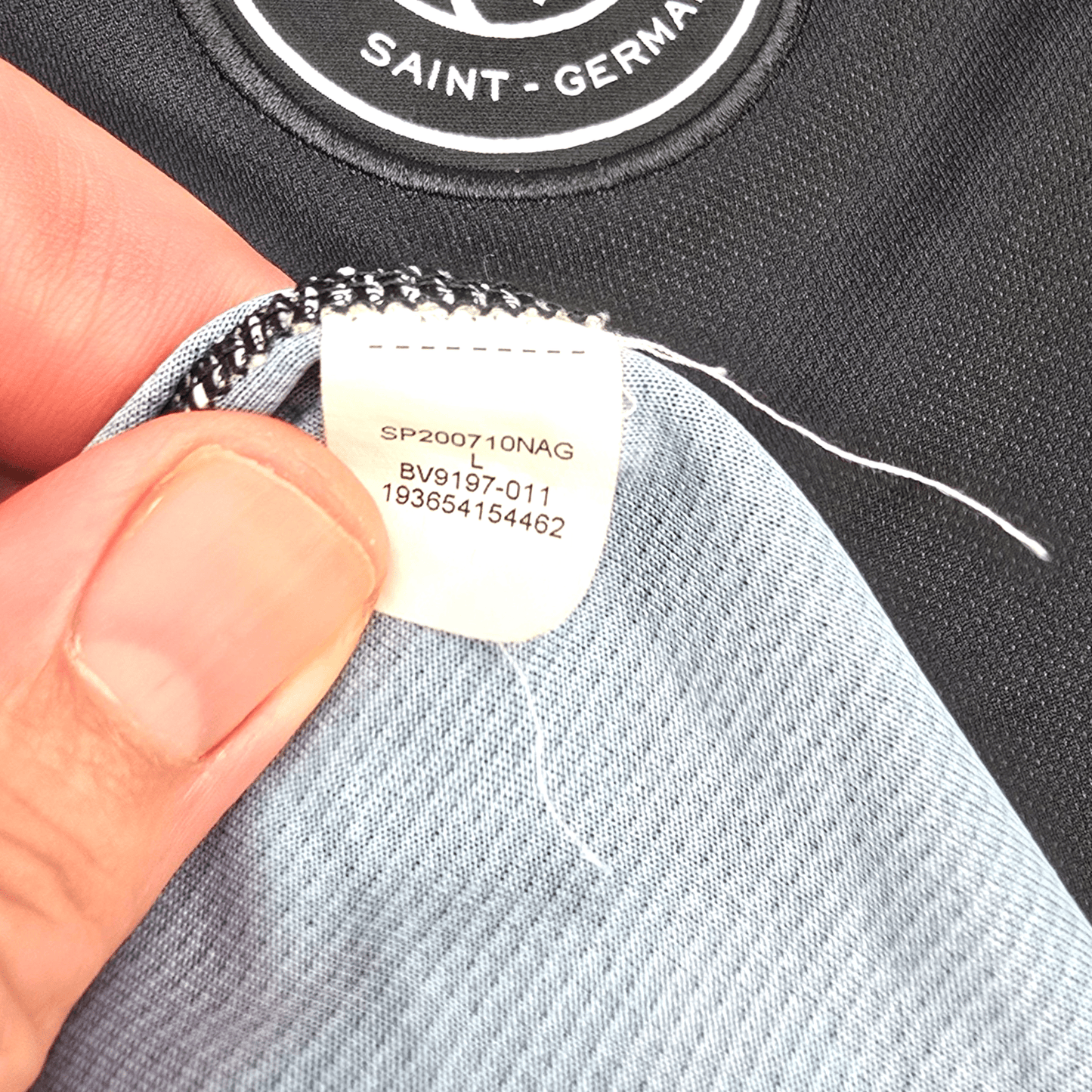 2019/20 PSG Fourth Football Shirt (L) Nike #7 Mbappe