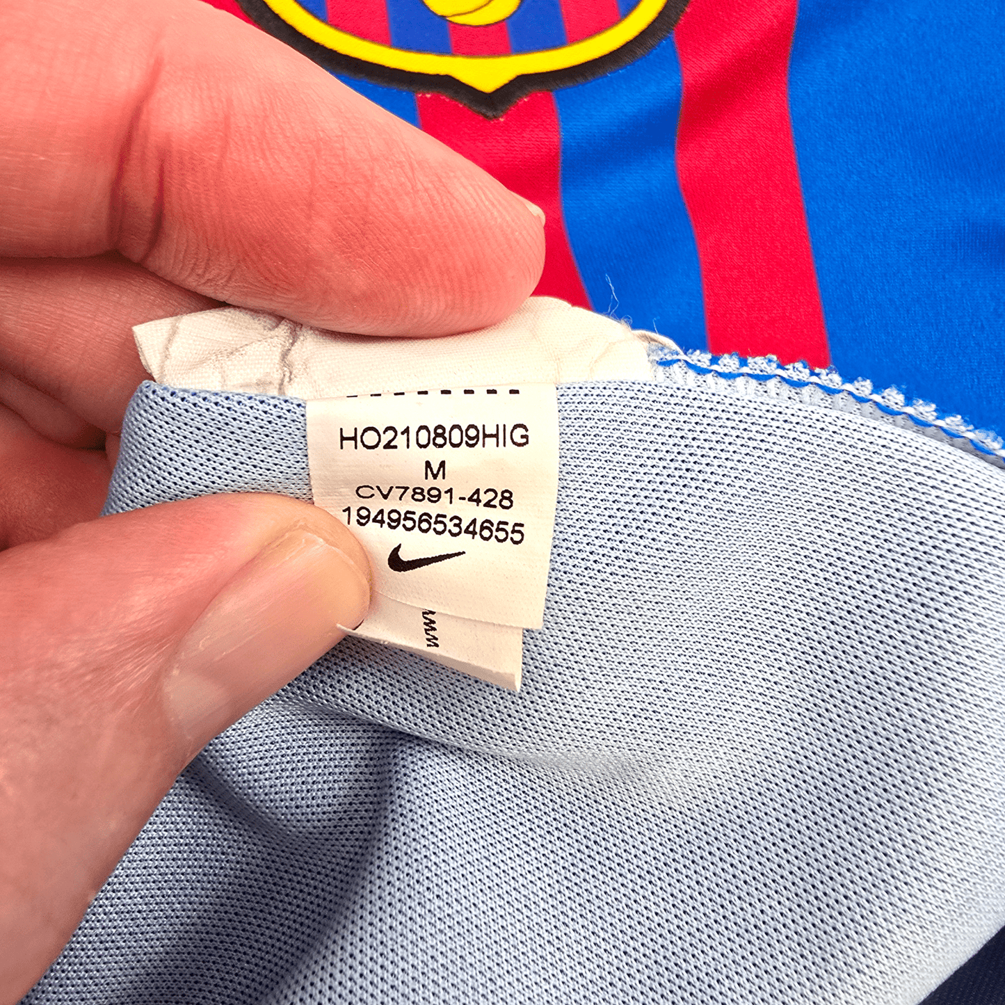 2021/22 Barcelona Home Football Shirt (M) Nike #3 Pique