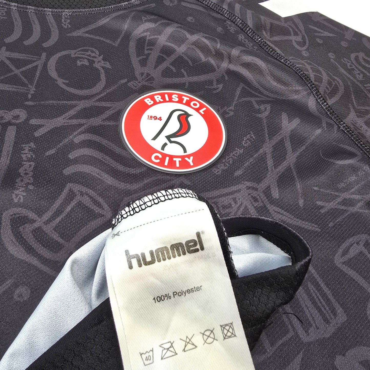 2021/22 Bristol City Training Shirt (XL) Hummel