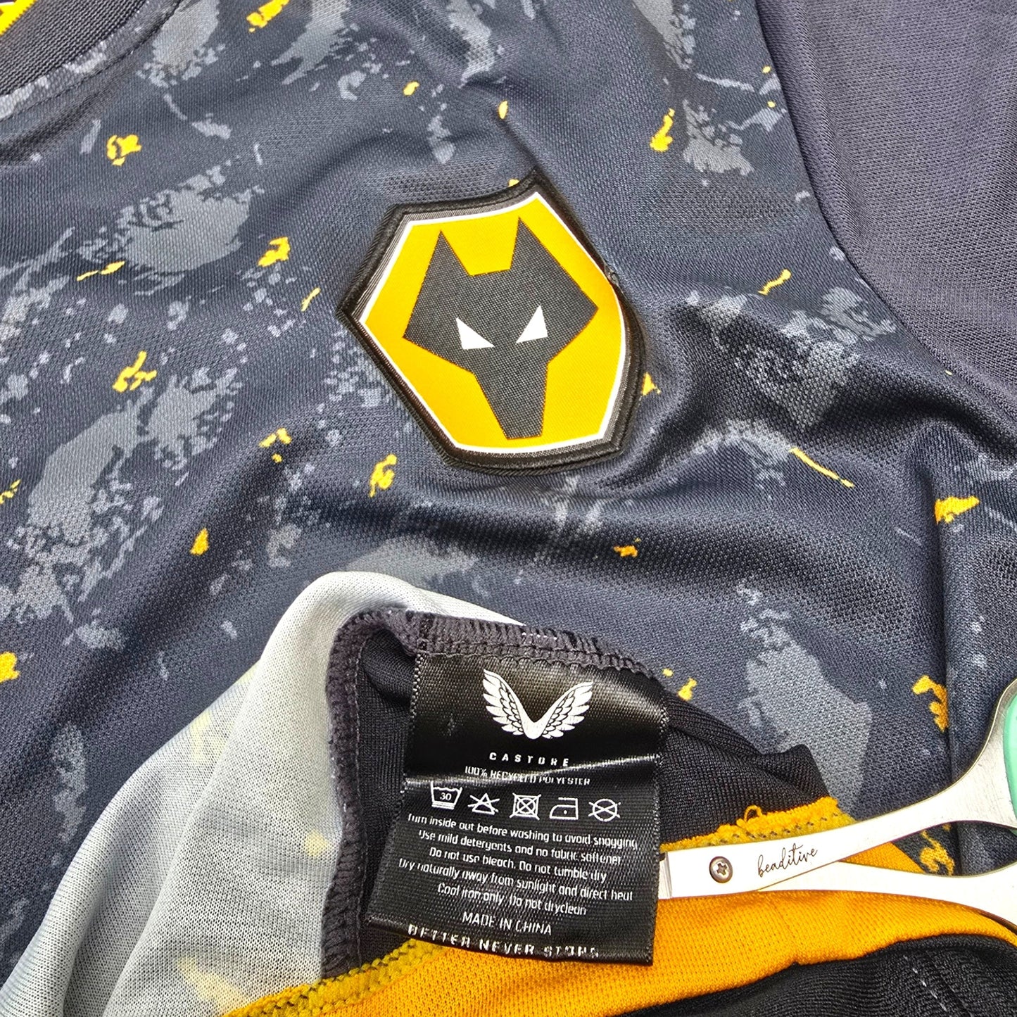 2021/22 Wolverhampton Wanderers Away Football Shirt (M) Castore
