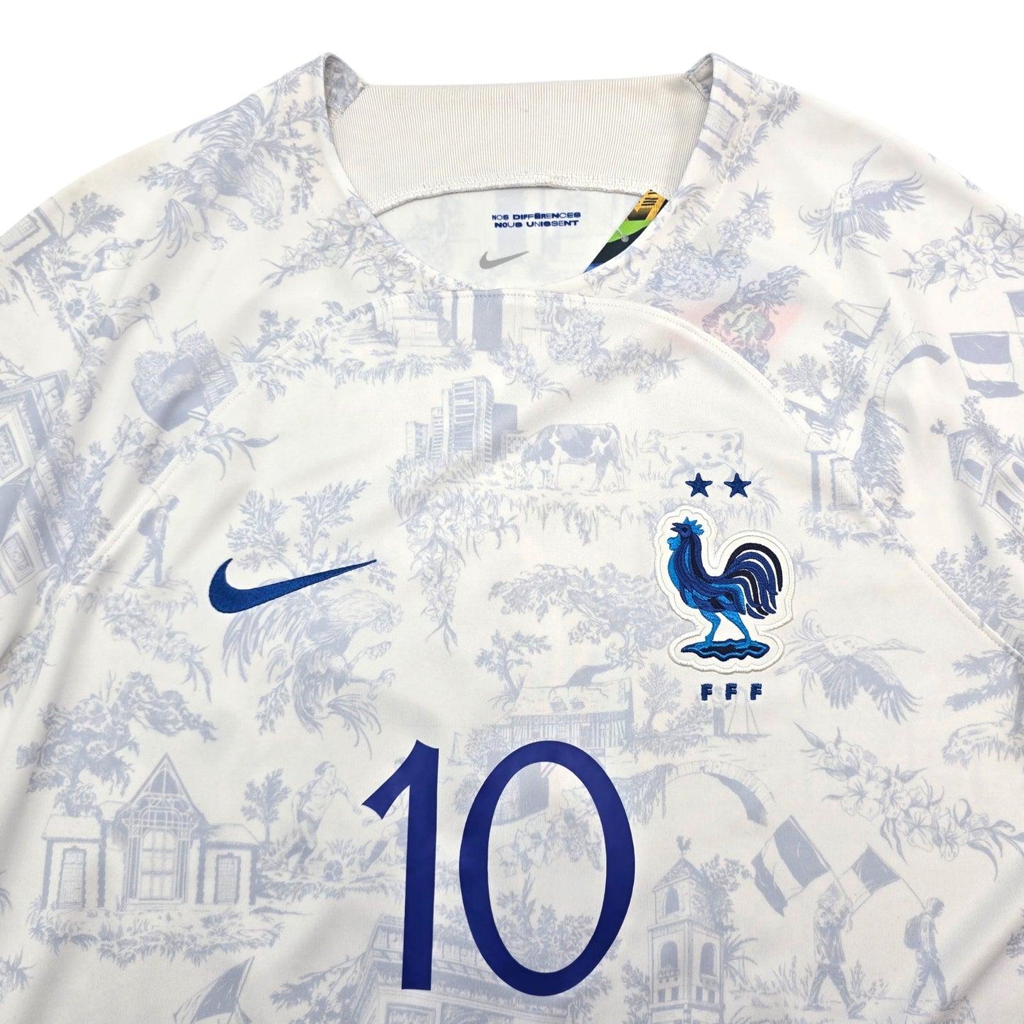 2022/23 France Away Football Shirt (M) Nike #10 Mbappe