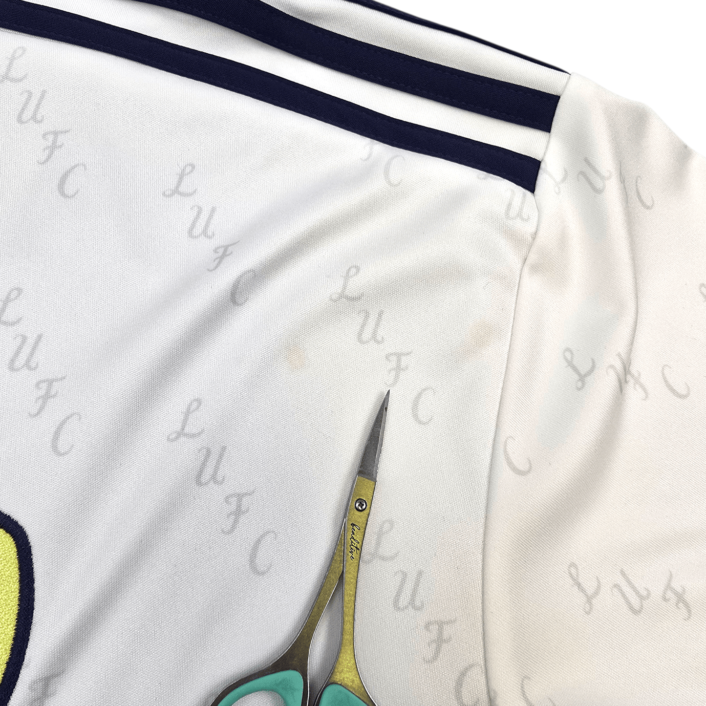 2022/23 Leeds United Home Football Shirt (XL) Adidas #7 Aaronson