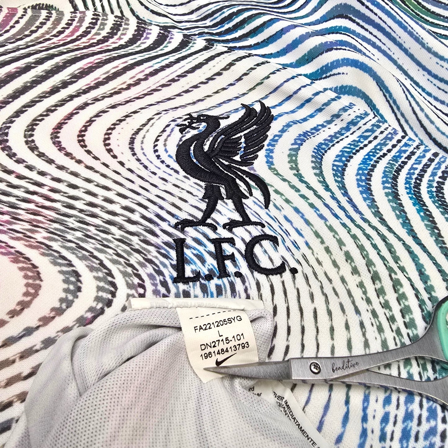 2022/23 Liverpool Away Football Shirt (L) Nike #20 Diogo J.