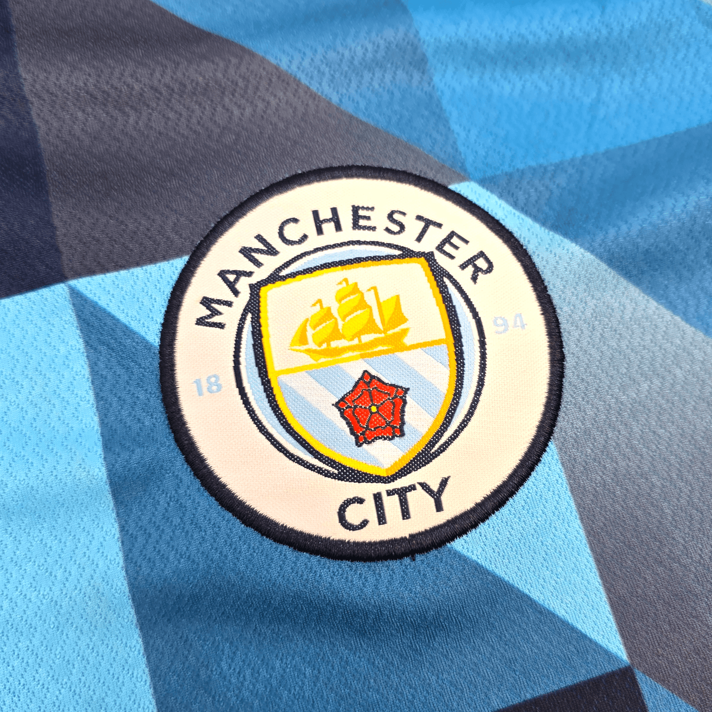 2022/23 Manchester City Training Shirt Football Shirt (M) Puma (BNWTs)