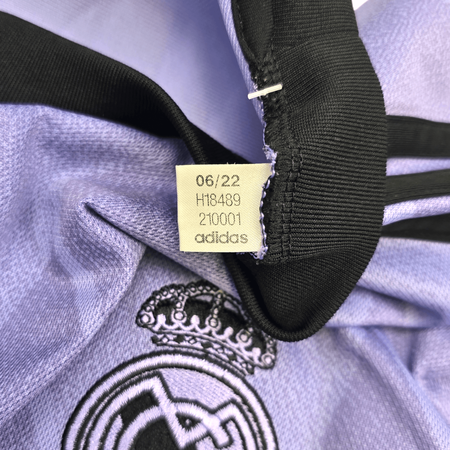 2022/23 Real Madrid Away Football Shirt (L) Adidas #20 Vini Jr
