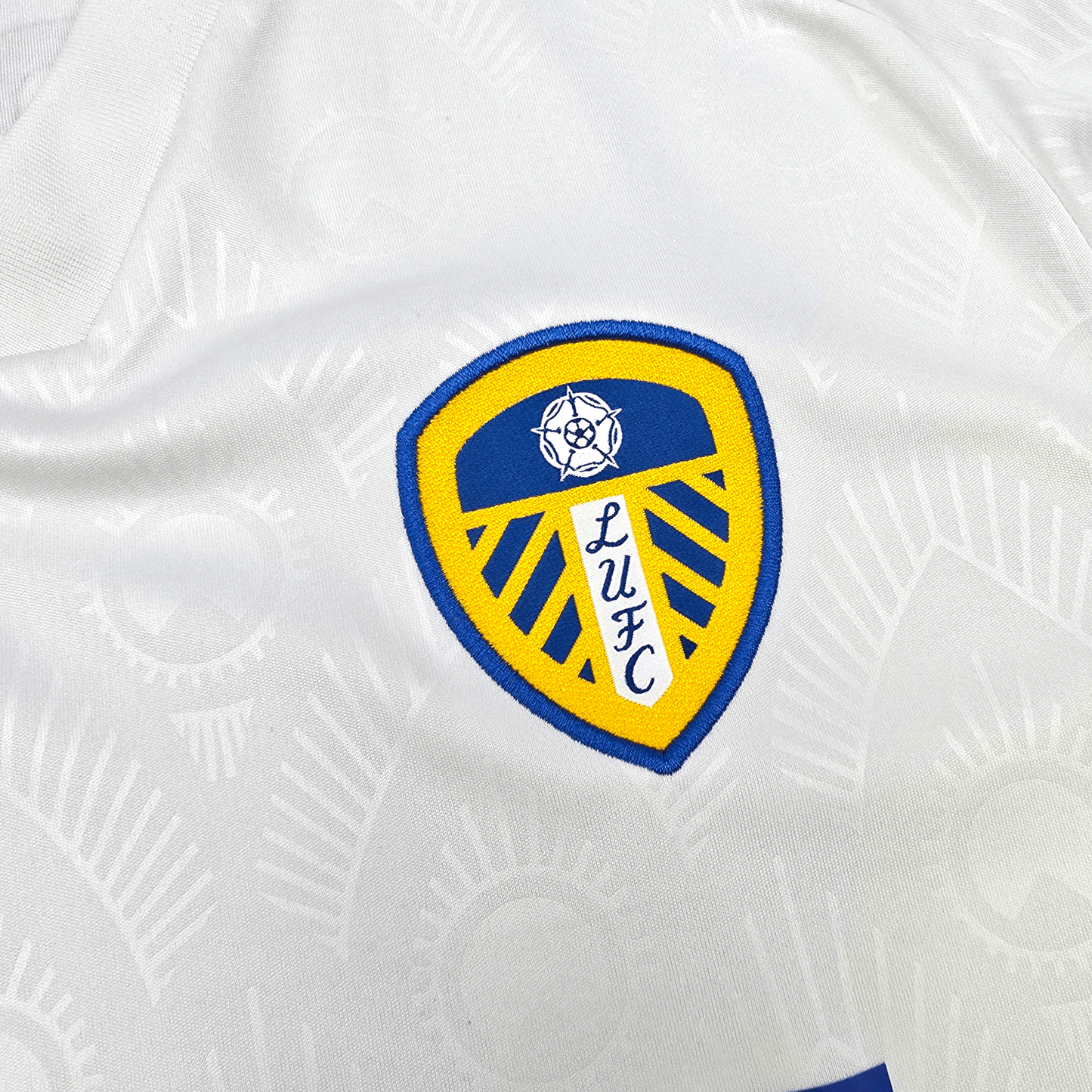 2023/24 Leeds United Home Football Shirt (XL) Adidas #14 Rodon