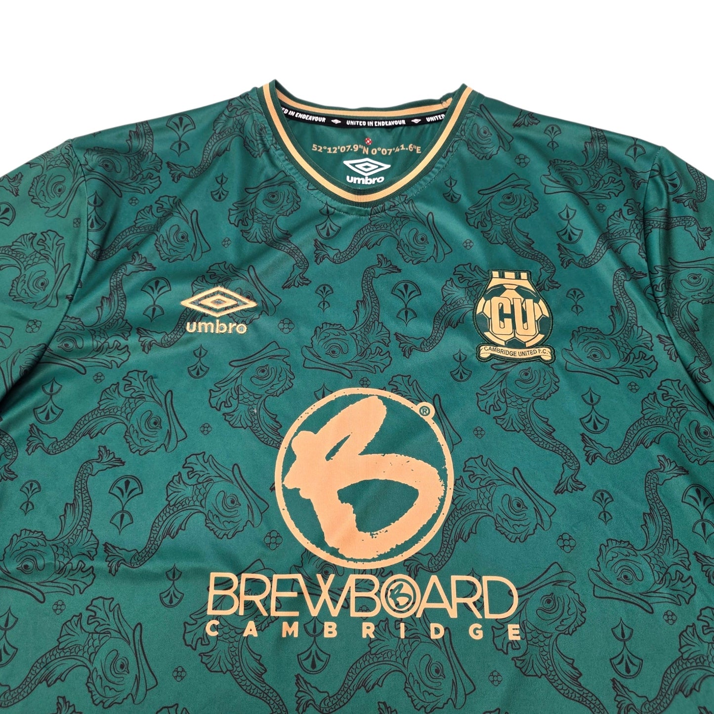 2024/25 Cambridge United Third Football Shirt (XL) Umbro