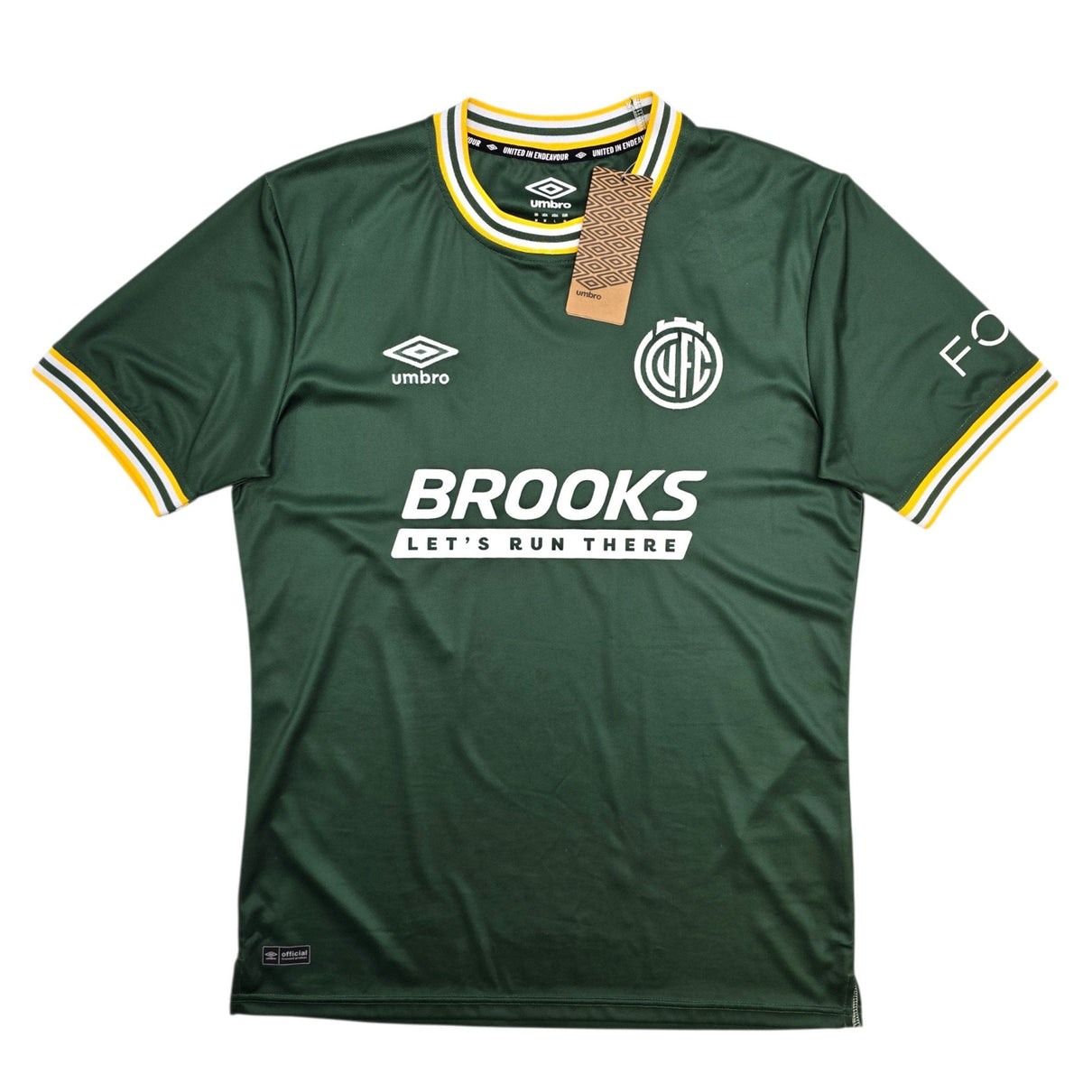 2025/26 Cambridge United Goal Keeper Football Shirt (M) Umbro (BNWTs)