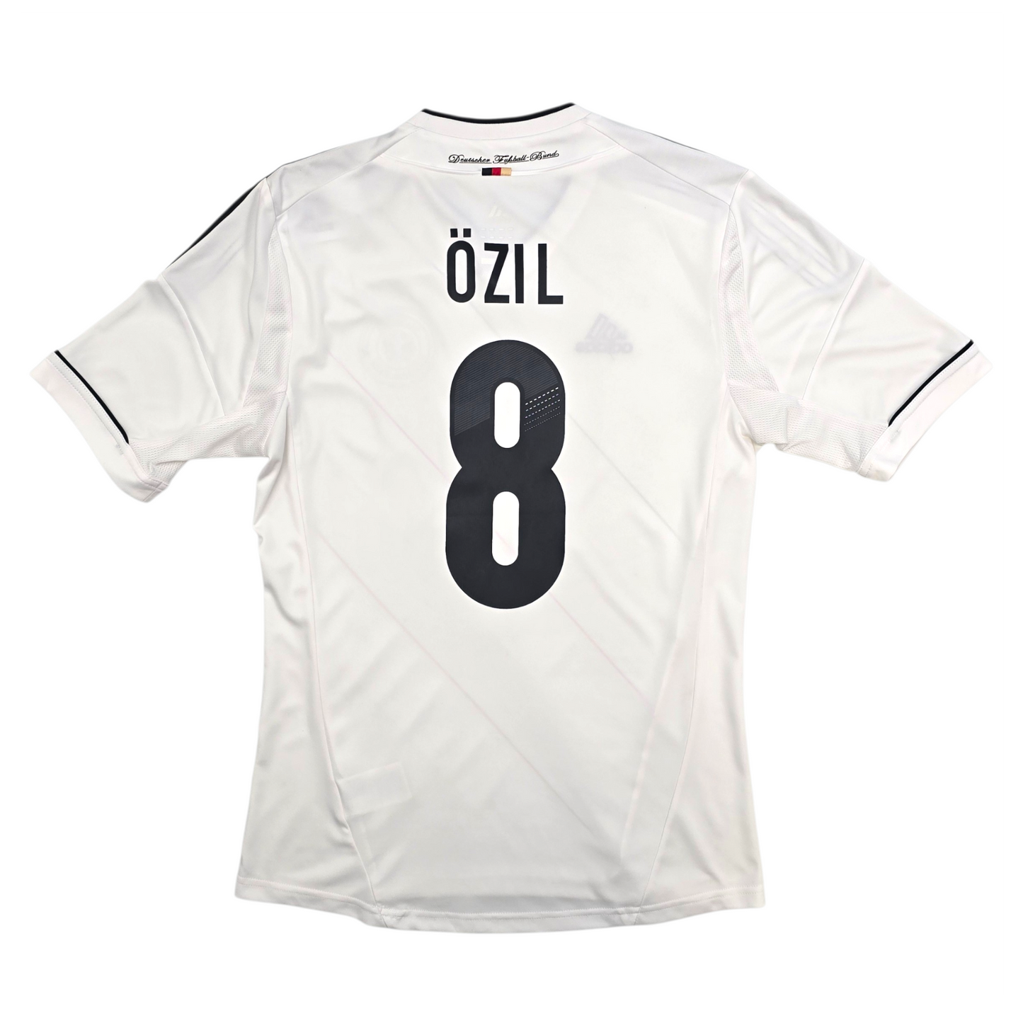 2012/13 Germany Home Football Shirt (S) Adidas #8 Ozil