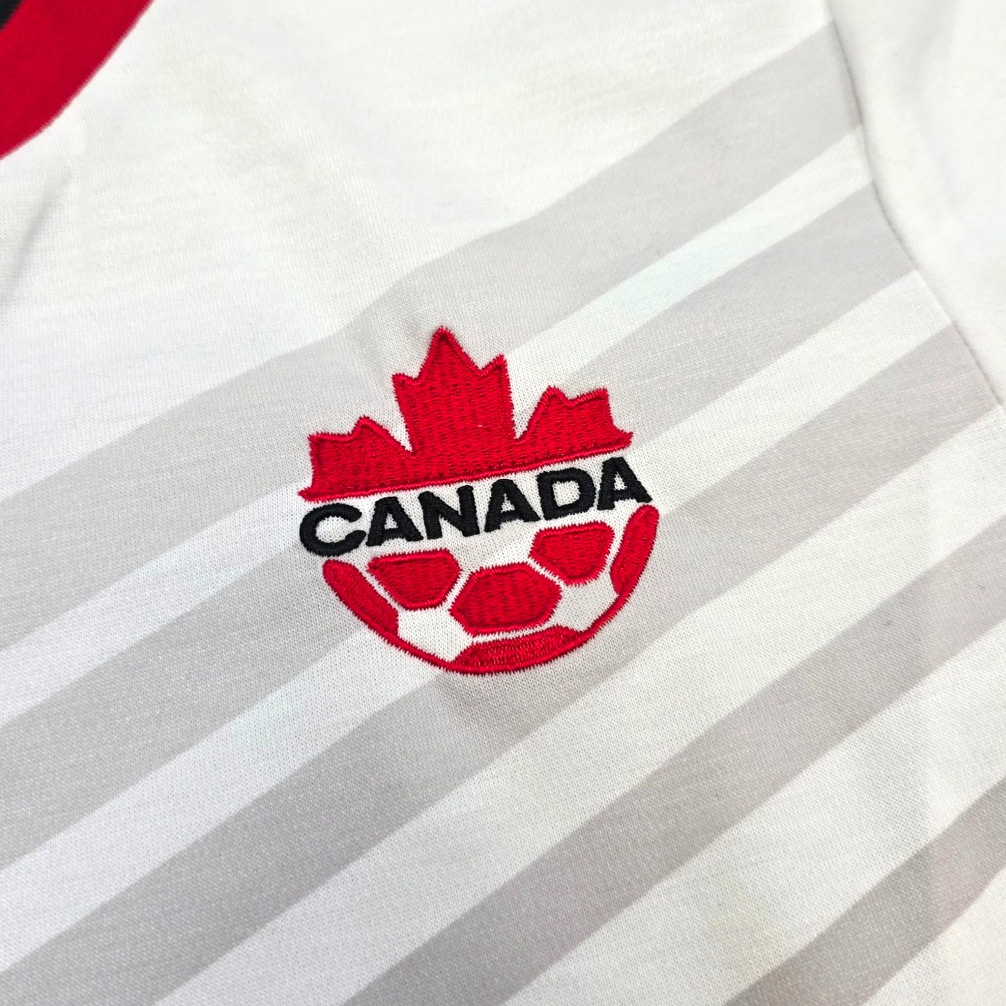2013/14 Canada Away Football Shirt (S) Umbro