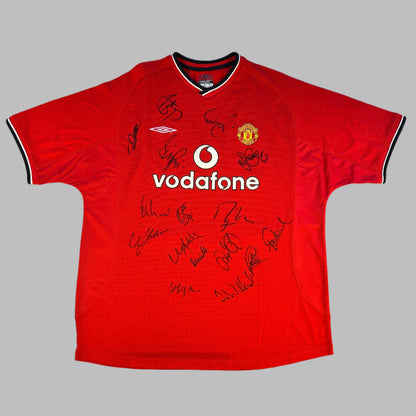 Manchester United 2000-2001 Squad Signed Home Shirt