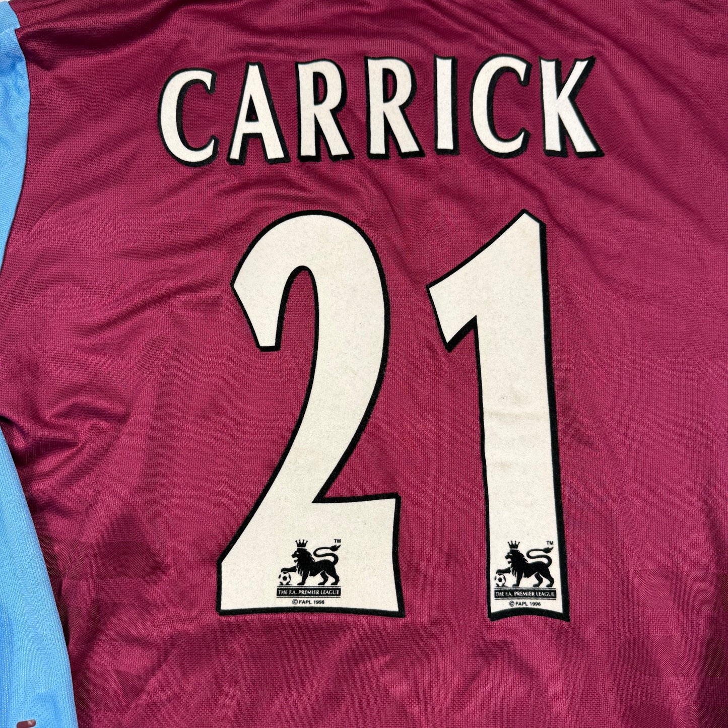 West Ham United 2001/2002 Player Issue Home Shirt - Carrick - Squad Signed