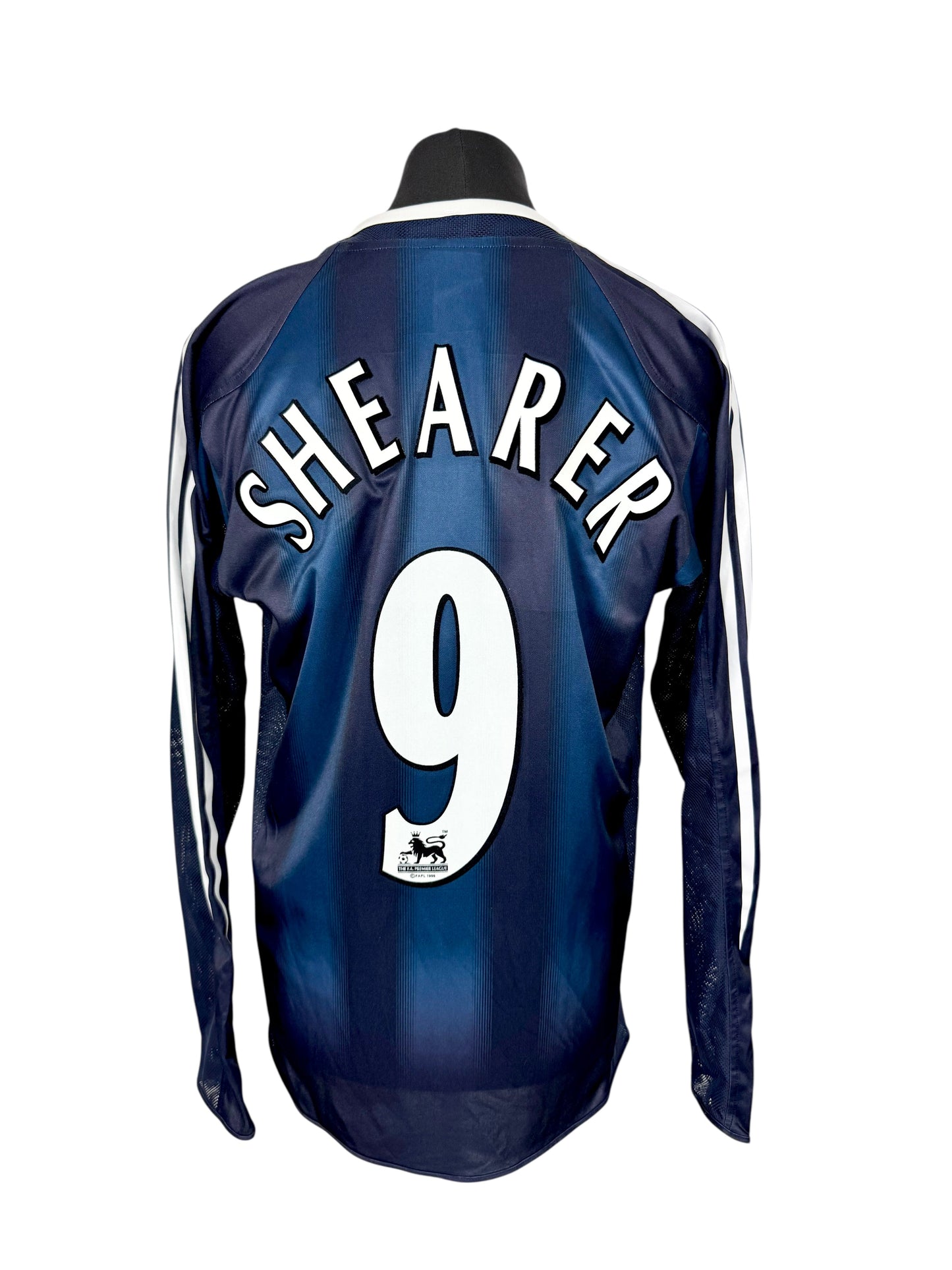 Newcastle United L/S 2004-05 Away - Size M - Shearer 9