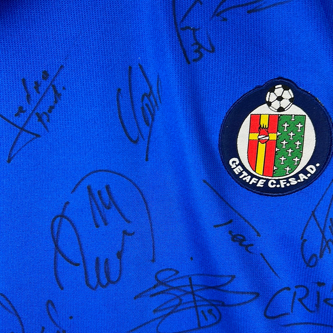 Getafe Squad Signed 2005-2006 Home Shirt - Medium - New with Tags