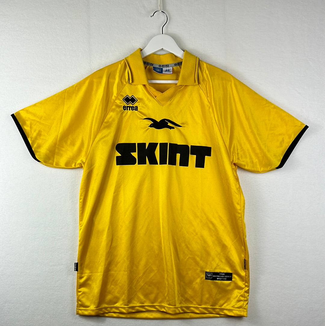 Brighton & Hove Albion 2004/2005 Away Shirt 
