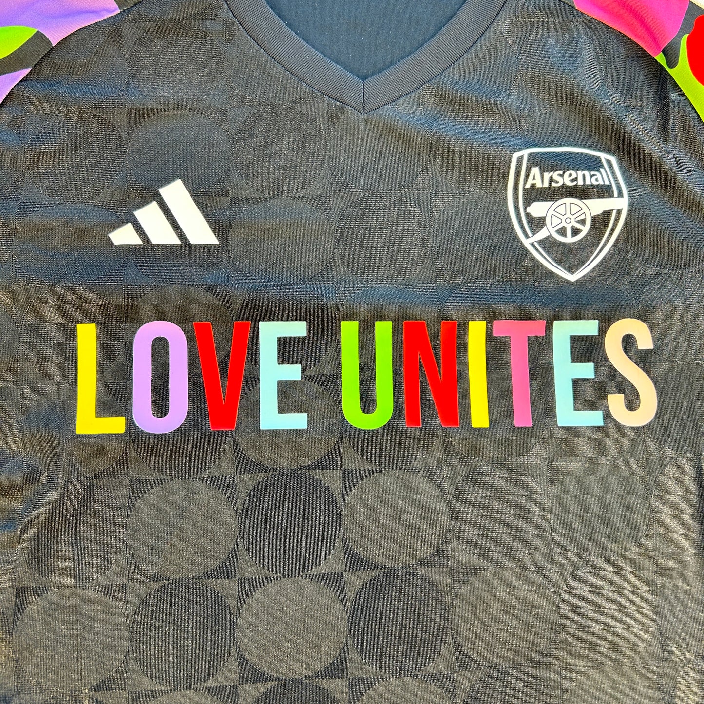 Arsenal 2023-2024 Love Unites Pre Match Shirt - Arsenal Pride Shirt