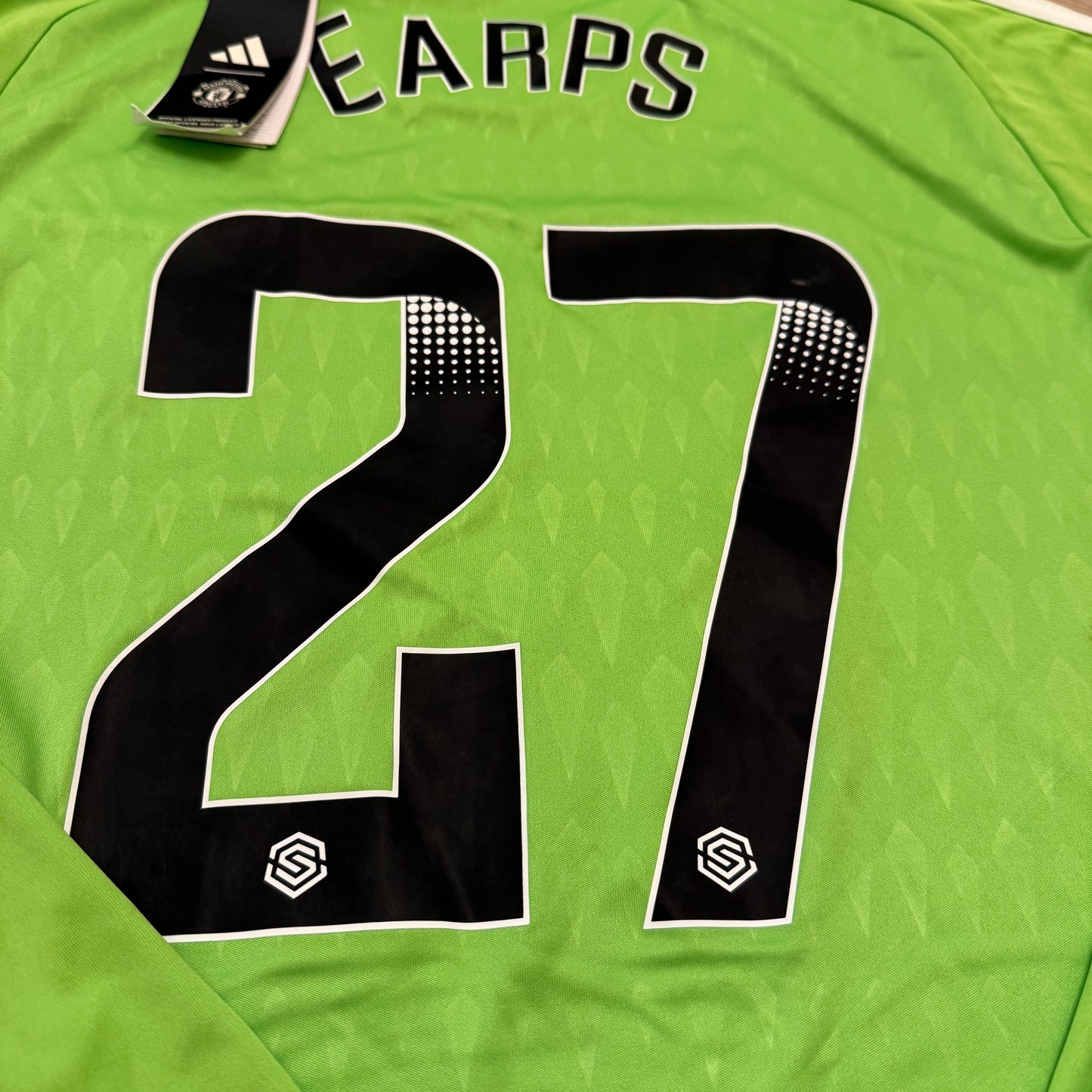 Manchester United 2023-2024 Goalkeeper Shirt - New With Tags