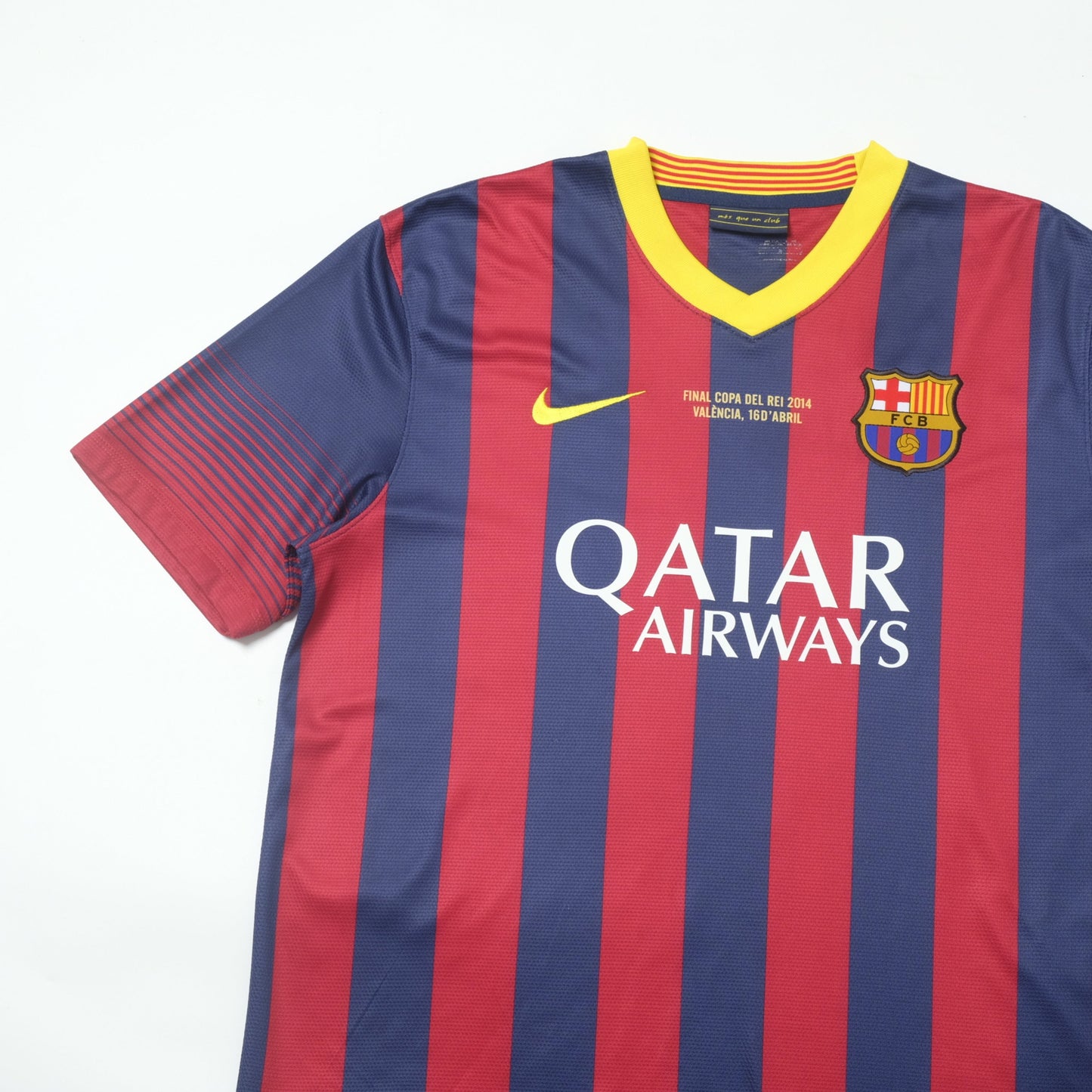 2013/14 Barcelona Away Shirt Nike Iniesta (L/XL)