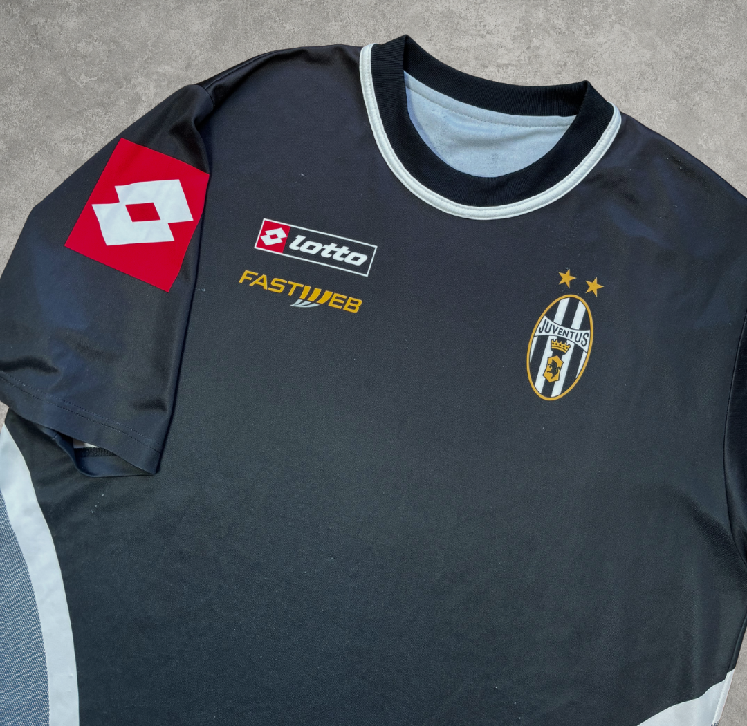 2001/02 Juventus Training Shirt Lotto (XL)
