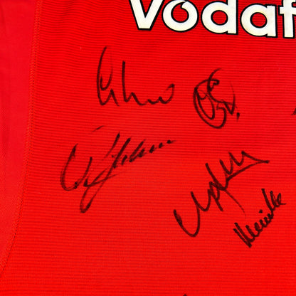 Manchester United 2000-2001 Squad Signed Home Shirt