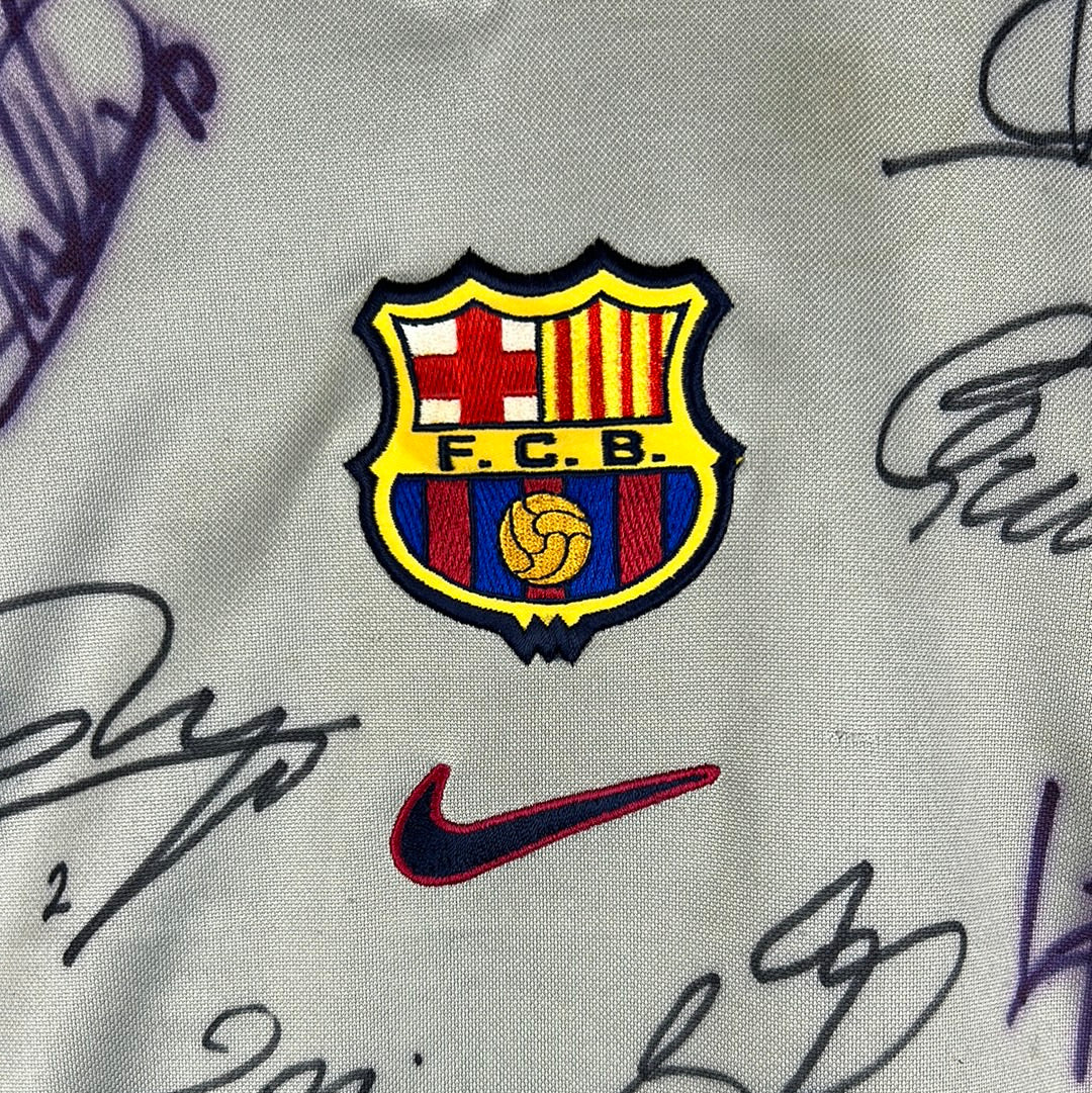 Barcelona 1998/1999 Squad Signed Away Shirt - Youth XL