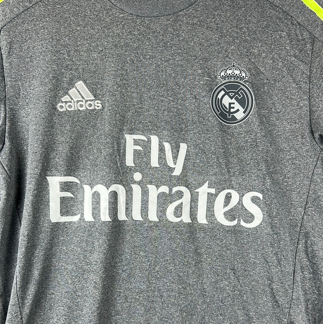 Real Madrid 2015-2016 Away Shirt - Small - Very Good Condition