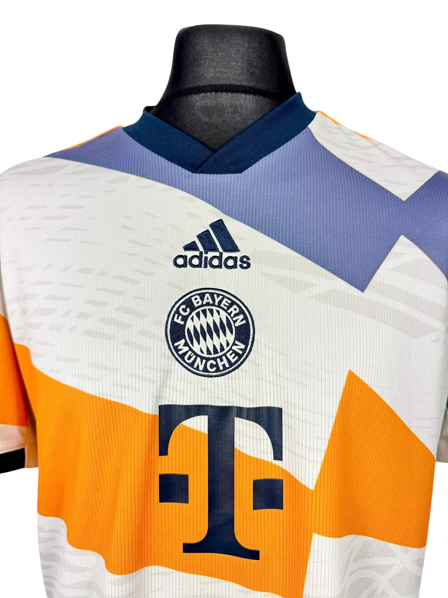 Bayern Munich 2022-23 Fourth - Size XL