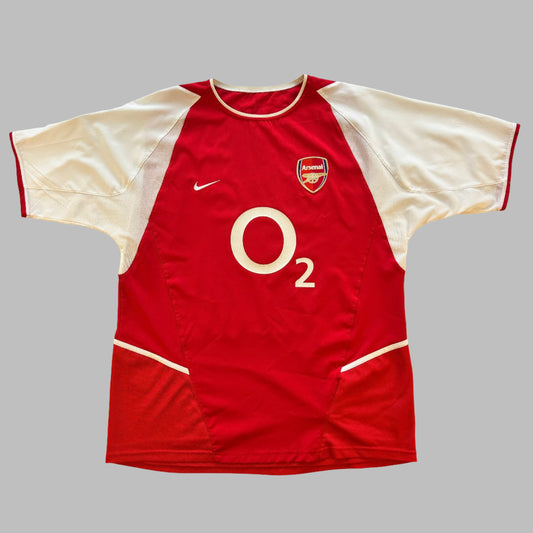 Arsenal 2002/2003 Home Shirt front with large o2 sponsor