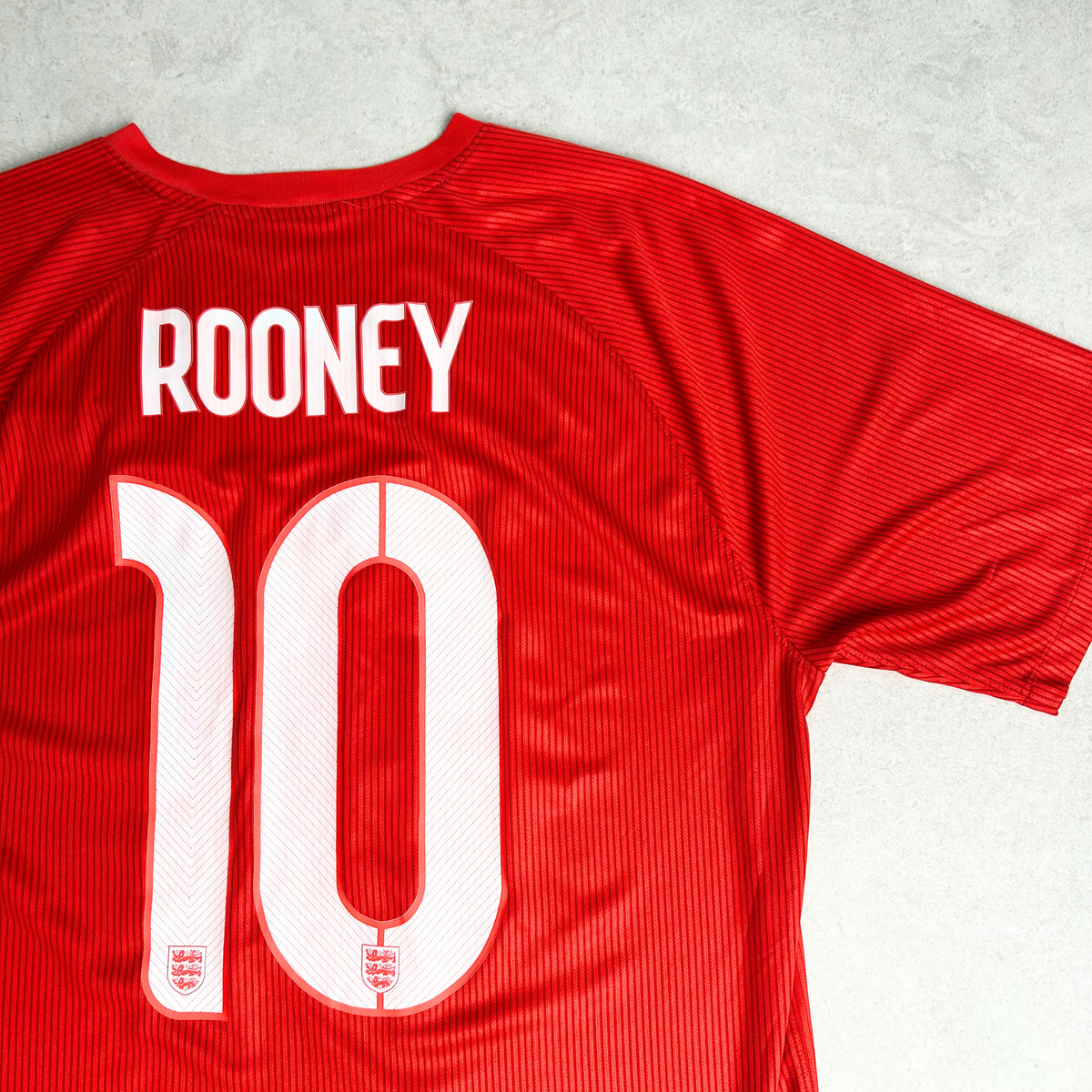 2014/15 England Away Shirt Nike Rooney (L)