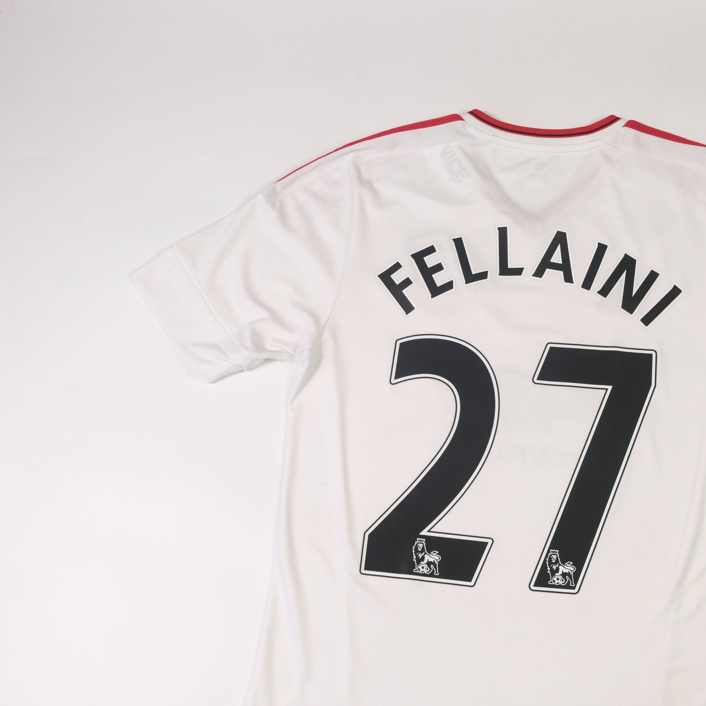 2015/16 Manchester United Away Shirt Adidas Fellaini (S)