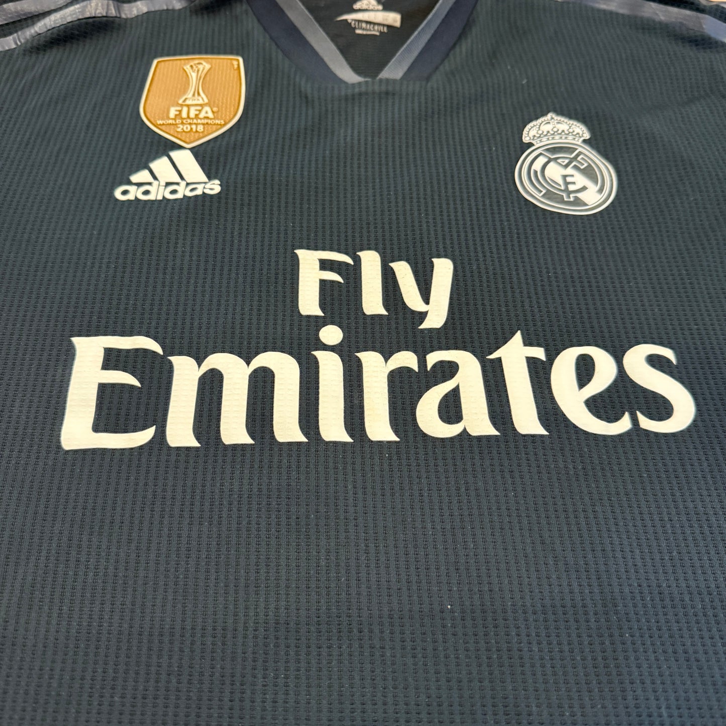 Real Madrid 2018/2019 Climachill Away Shirt - Large - Bale 11