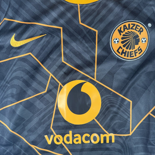 Kaizer Chiefs 2021/2022 Away Football Shirt  Small