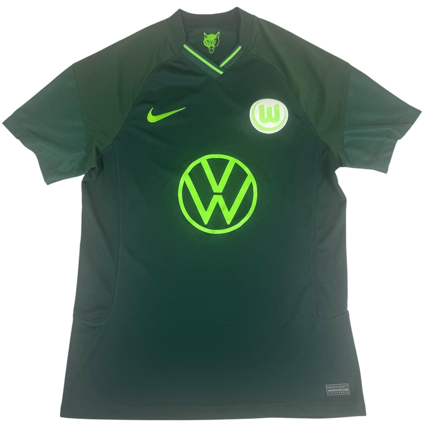 Vfl Wolfsburg 2021/2022 Away Football Shirt  Medium
