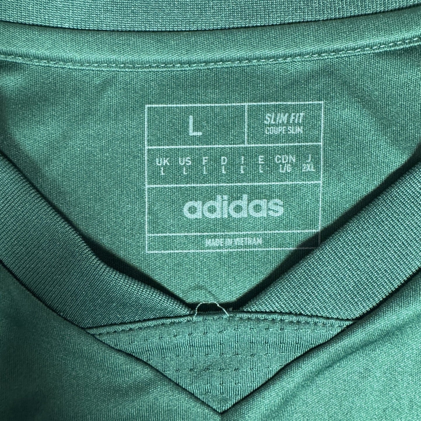 Manchester United 2023/2024 Training Football Shirt  Large