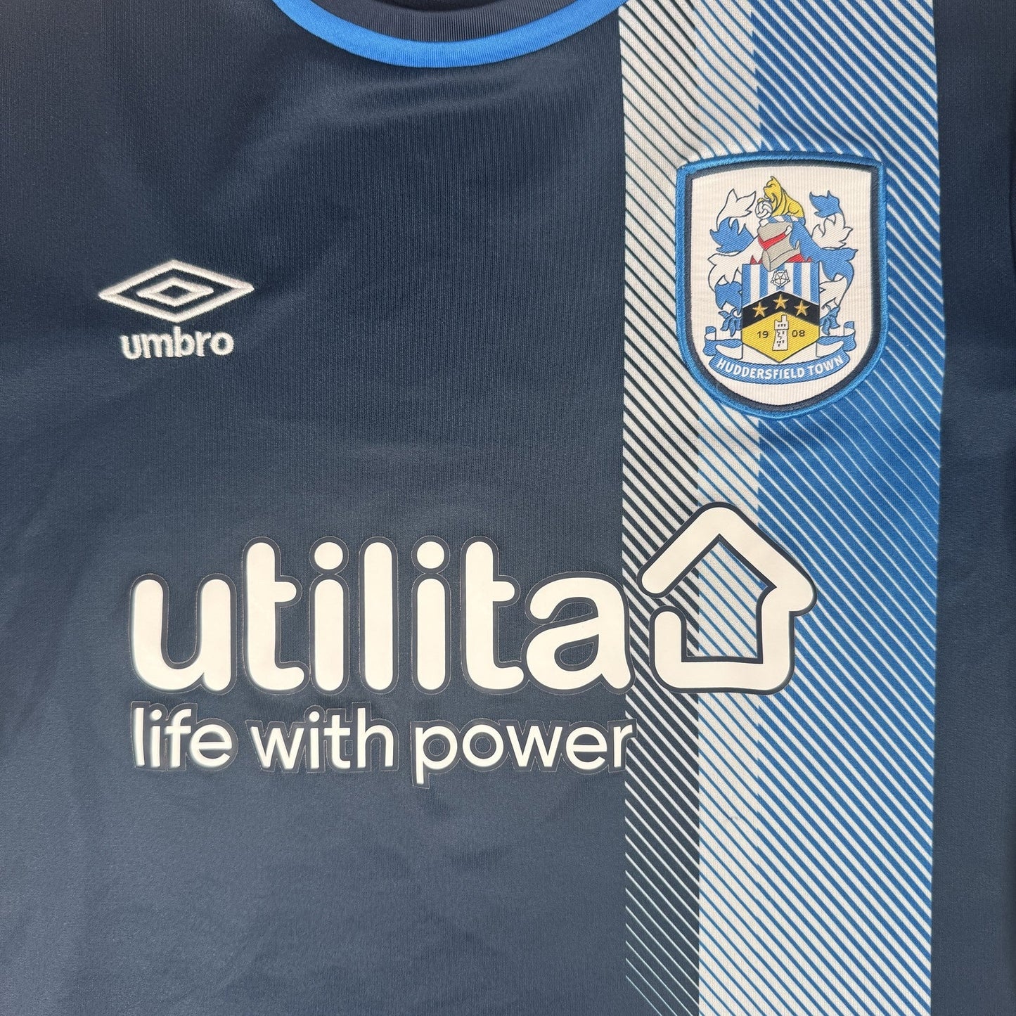 Huddersfield Town 2021/2022 Away Football Shirt  Large