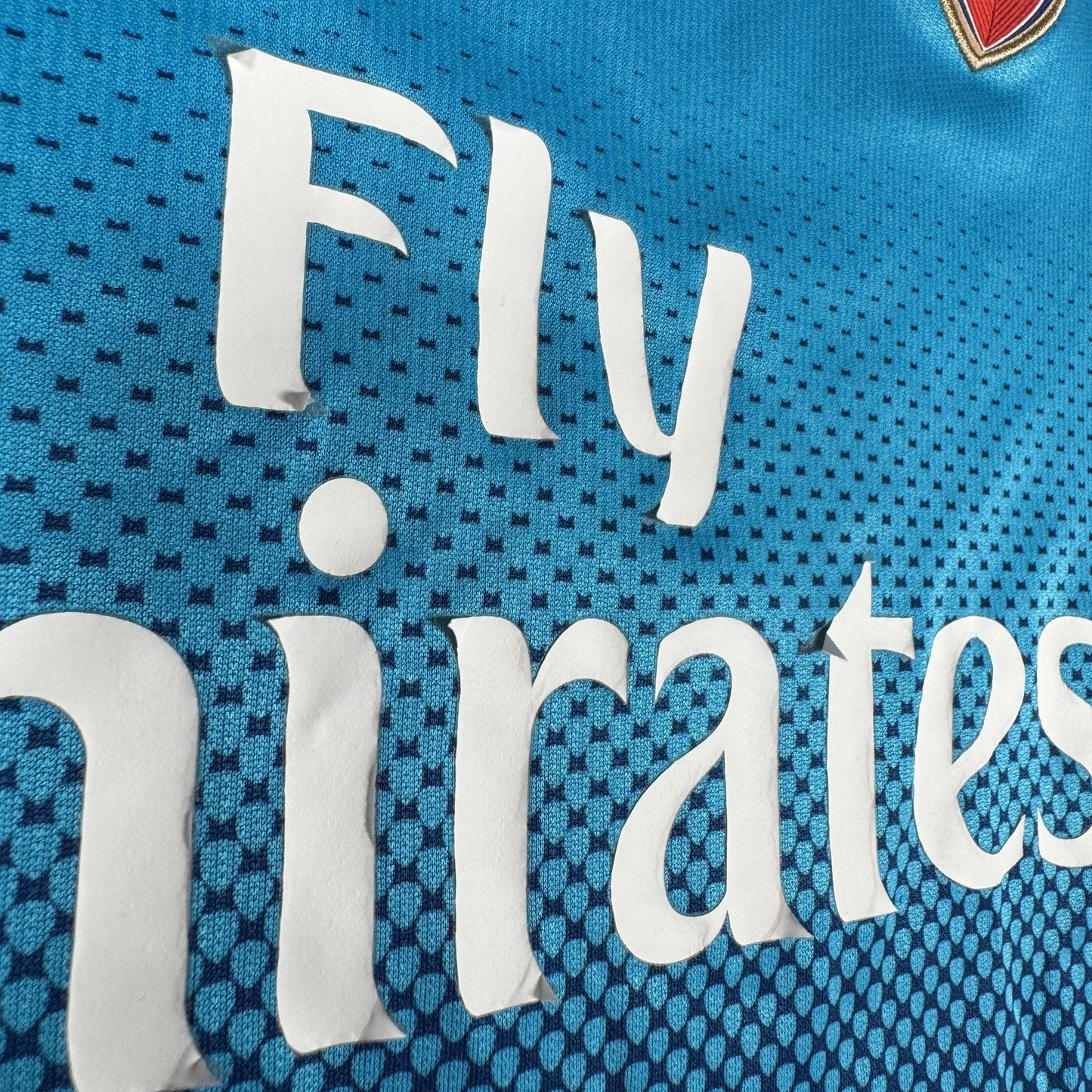Arsenal 2017/2018 Away Football Shirt  Medium