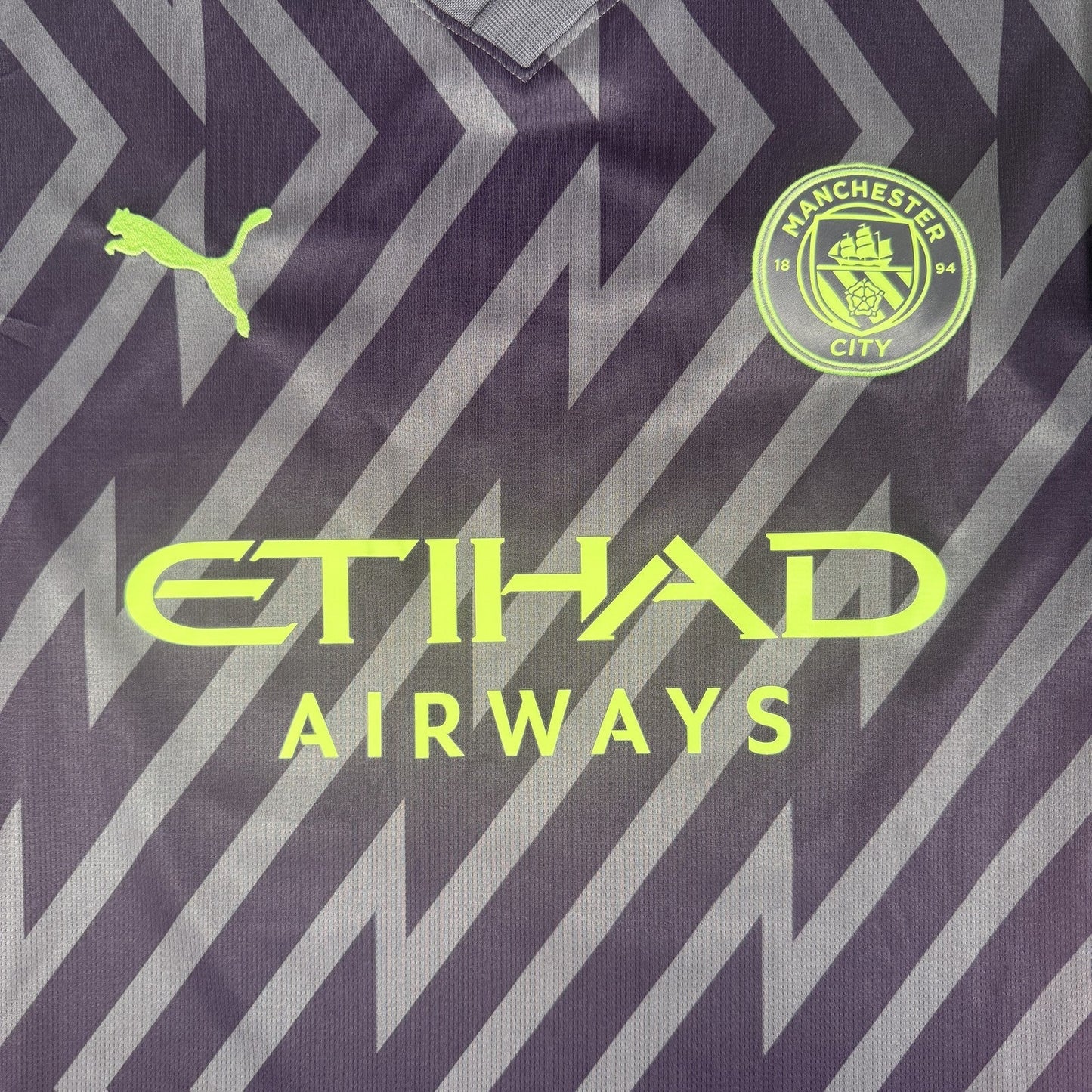 EDERSON 31 Manchester City 2023/2024 Goalkeeper Football Shirt Large