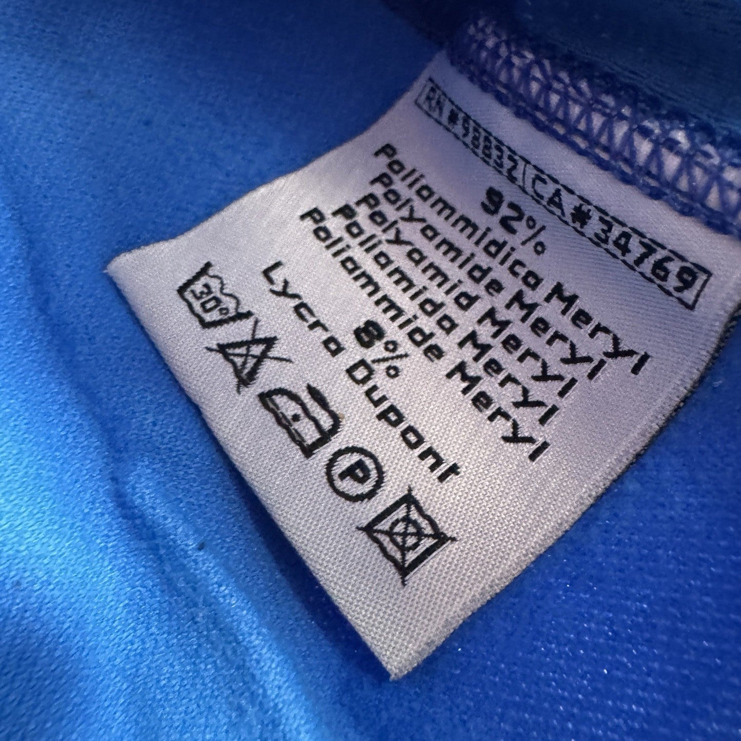 Italy 2002/2003/2004 Home Long Sleeve Football Shirt  Large