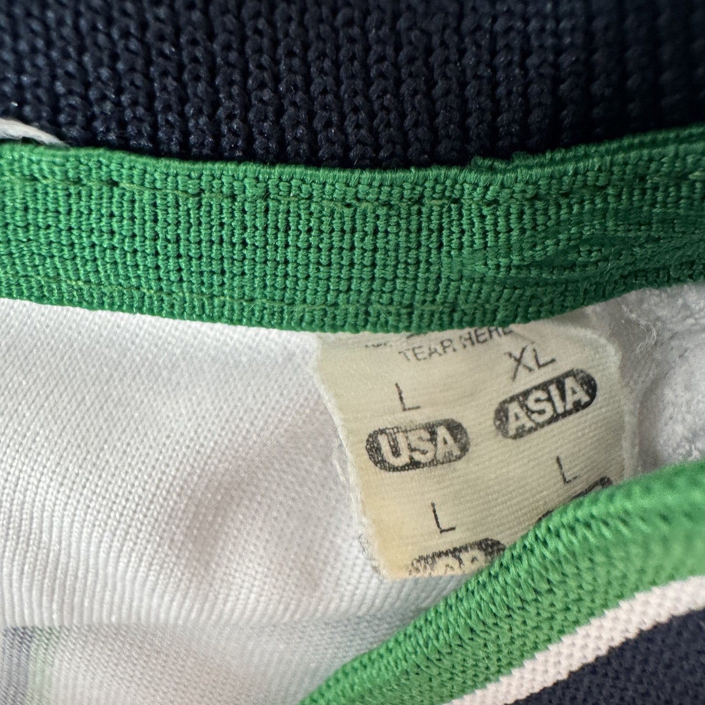 Northern Ireland 2008/2009/2010 Away Football Shirt  Large