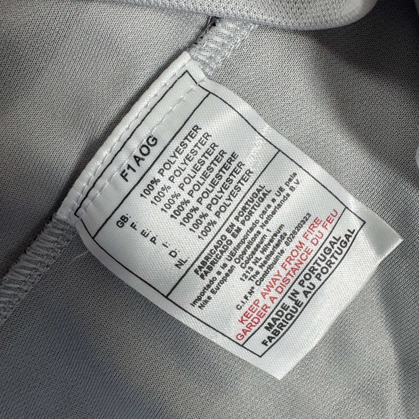 PSG Paris Saint-Germain 2001/2002 Away Football Shirt  Large