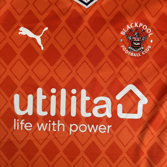 Blackpool 2022/2023 Home Football Shirt  Small