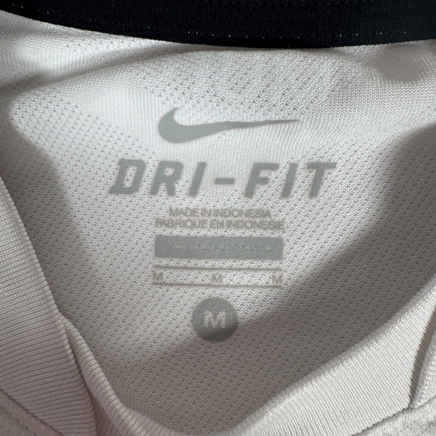 Manchester United 2010/2011/2012 Away Long Sleeve Football Shirt Medium