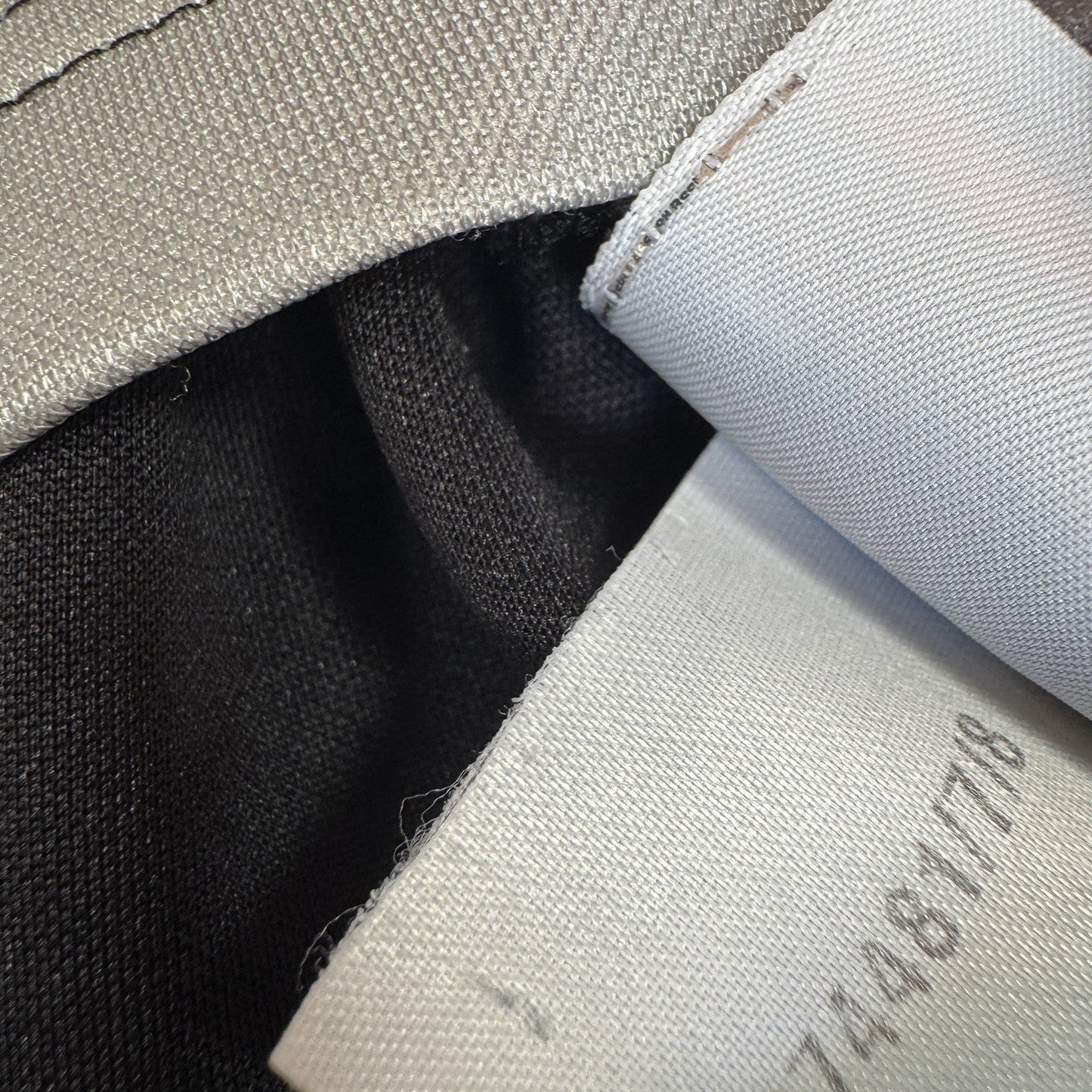 Bolton Wanderers 1997/1998 Goalkeeper Football Shirt Youths