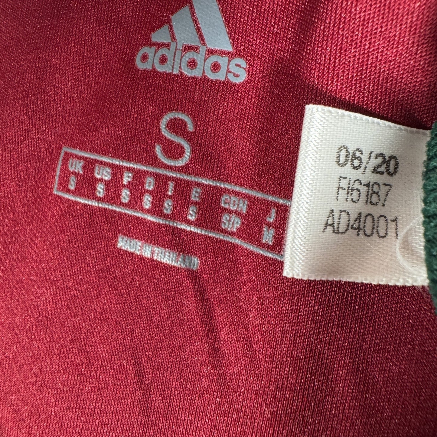 Wolverhampton Wanderers Wolves 2020/2021 Third Football Shirt Small