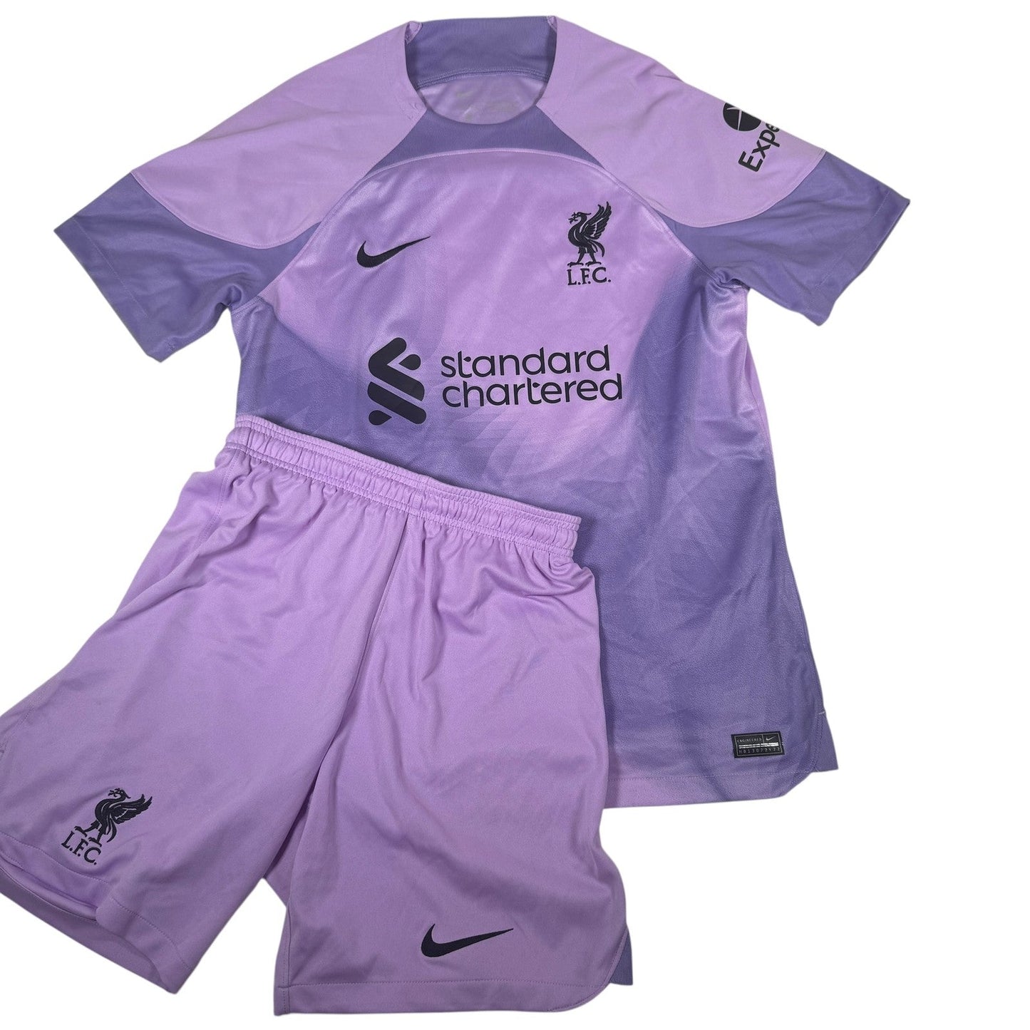 Liverpool 2022/2023 Goalkeeper Football Shirt and Shorts Medium