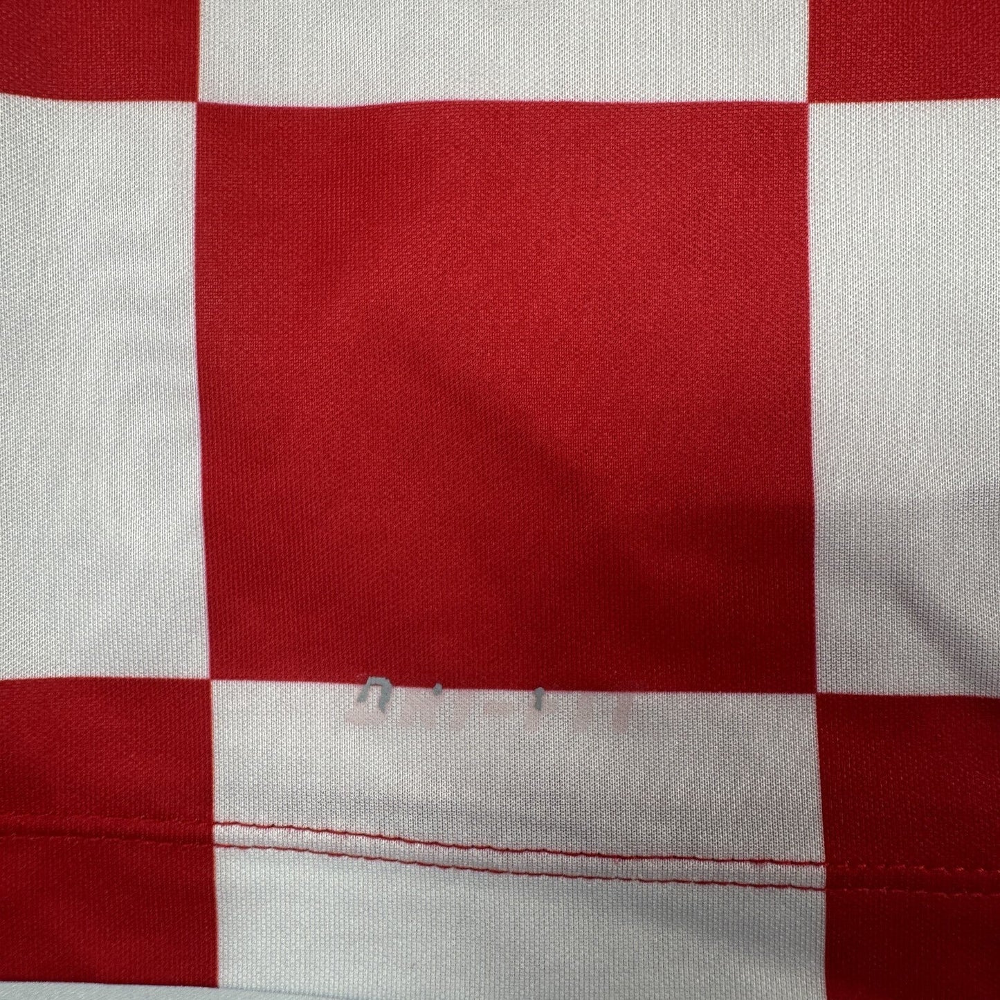 Croatia 2014/2015/2016 Home Football Shirt  Large