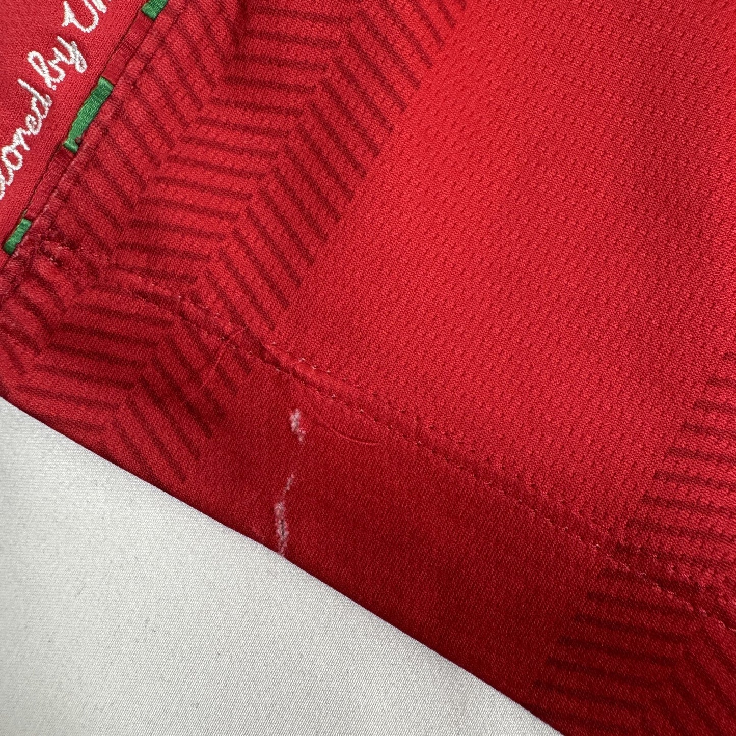 Wales 2011/2012 Home Football Shirt  Medium