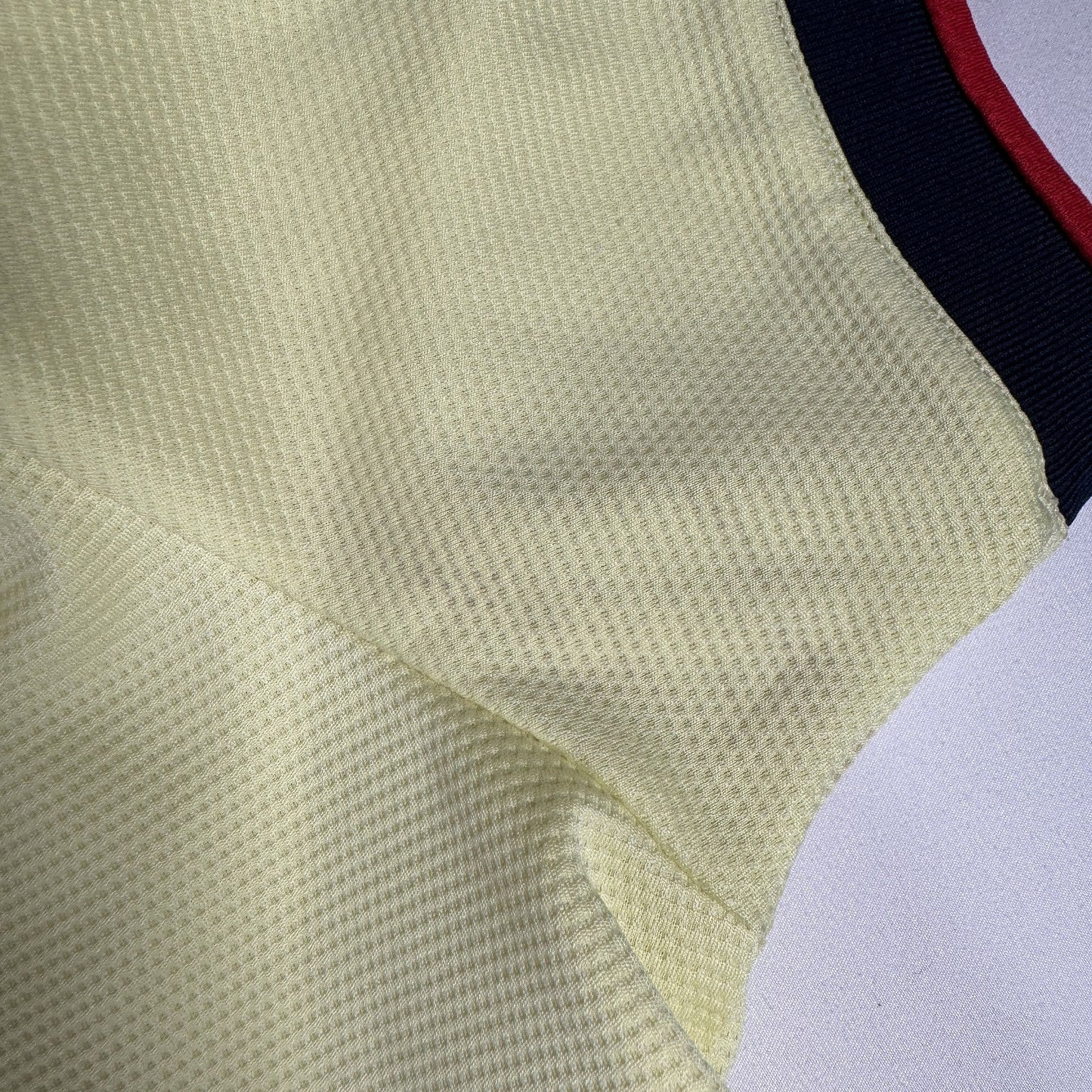 Arsenal 2021/2022 Away Football Shirt  Medium