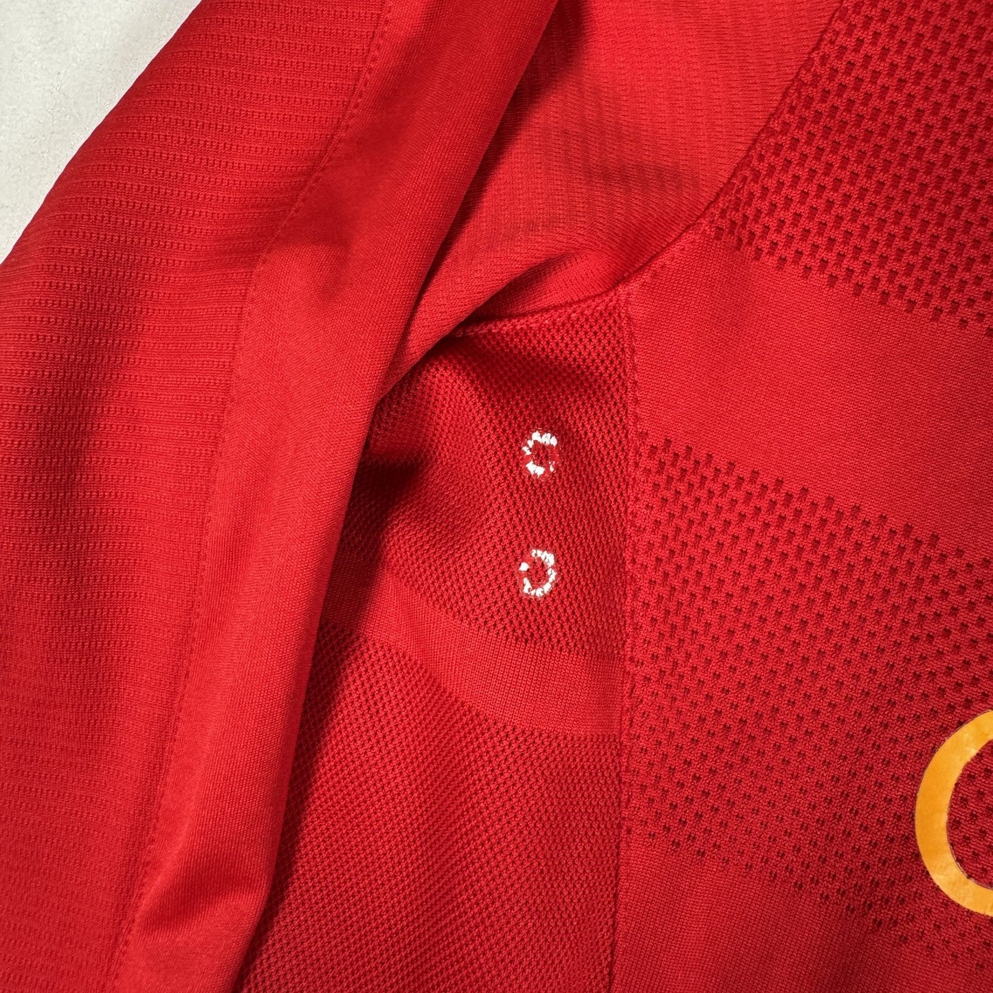 Liverpool 2016/2017 Long Sleeve Home Football Shirt Small